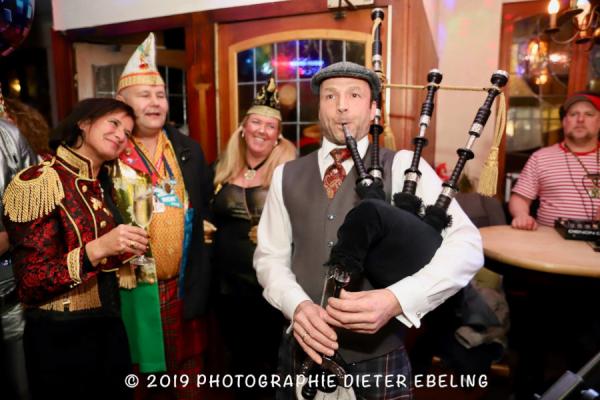 Marc-Steffen-Dudelsackspieler_BierEsel-Goldmarie-2019 (1)